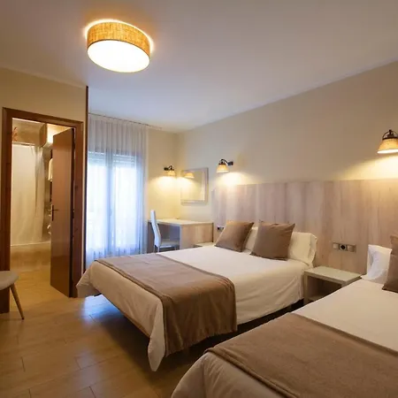 Hostal Noguera 2*