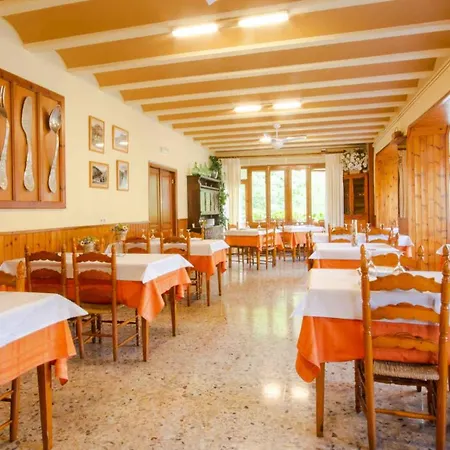 Hostal Noguera 2* Llavorsí